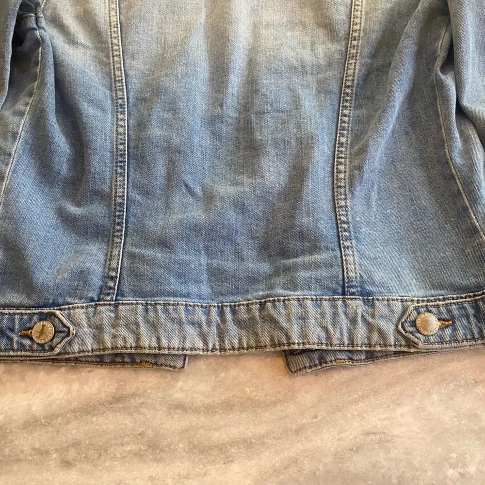 ZARA TRF Authentic Denim Jacket Light Wash Classic Jean Jacket Women SKU344 - Picture 4 of 10
